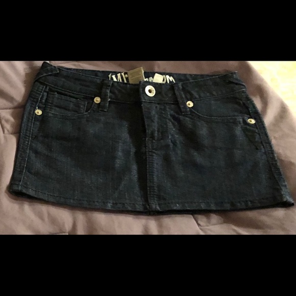 YMI - Picture 3 of 4